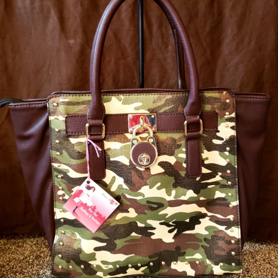 Home  Star Chic' Handbags & Boutique